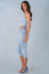 Mid Rise Denim Capri Jeans in Light Denim