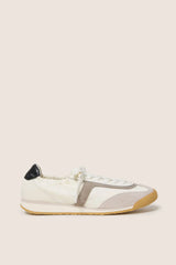 Sariya Sneaker