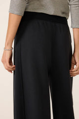 Air Essentials Luxe Ankle Pant