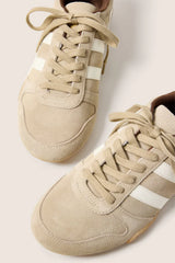 Chase Sneaker