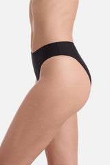 Ryann Pant Black
