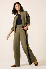 AirEssentials Striped Track Pant