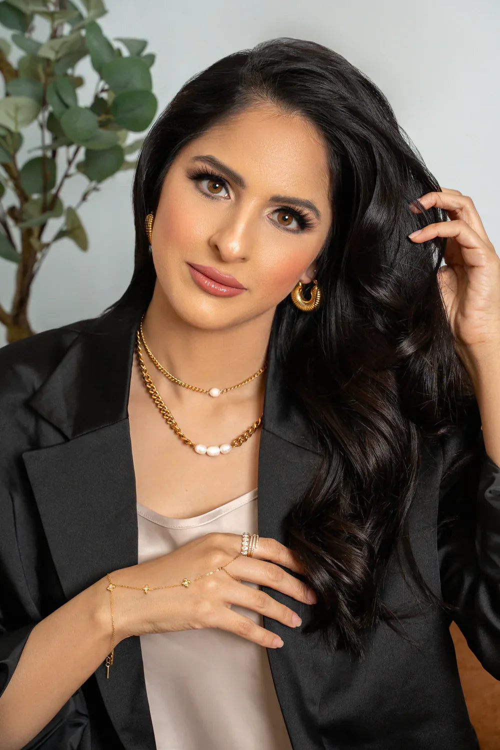 Izzy Pearl Gold Choker Necklace