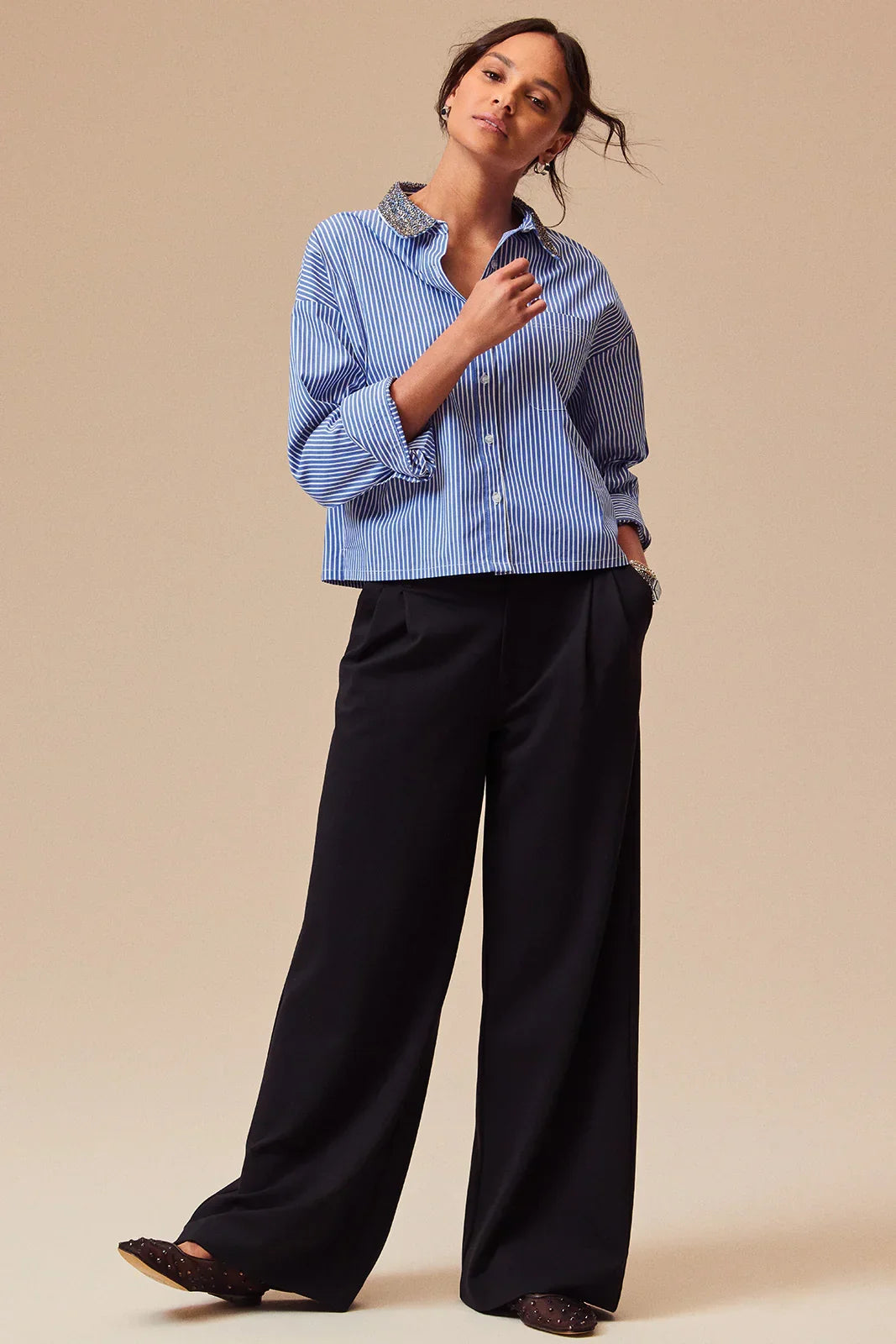Michaela Shine Flat