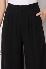 Farah Pant
