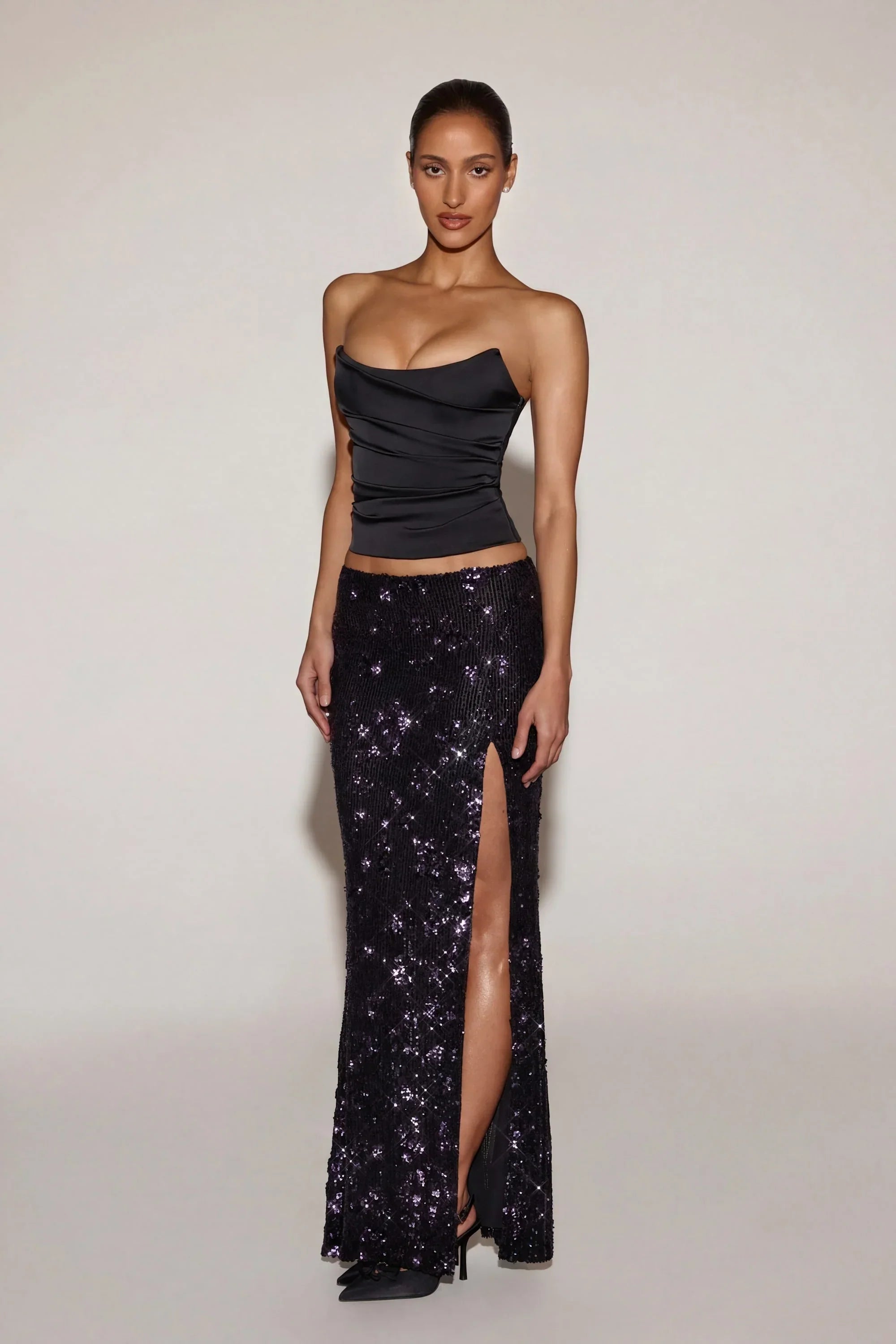 Embellished Mid Rise Thigh Split Maxi Skirt in Black Purple