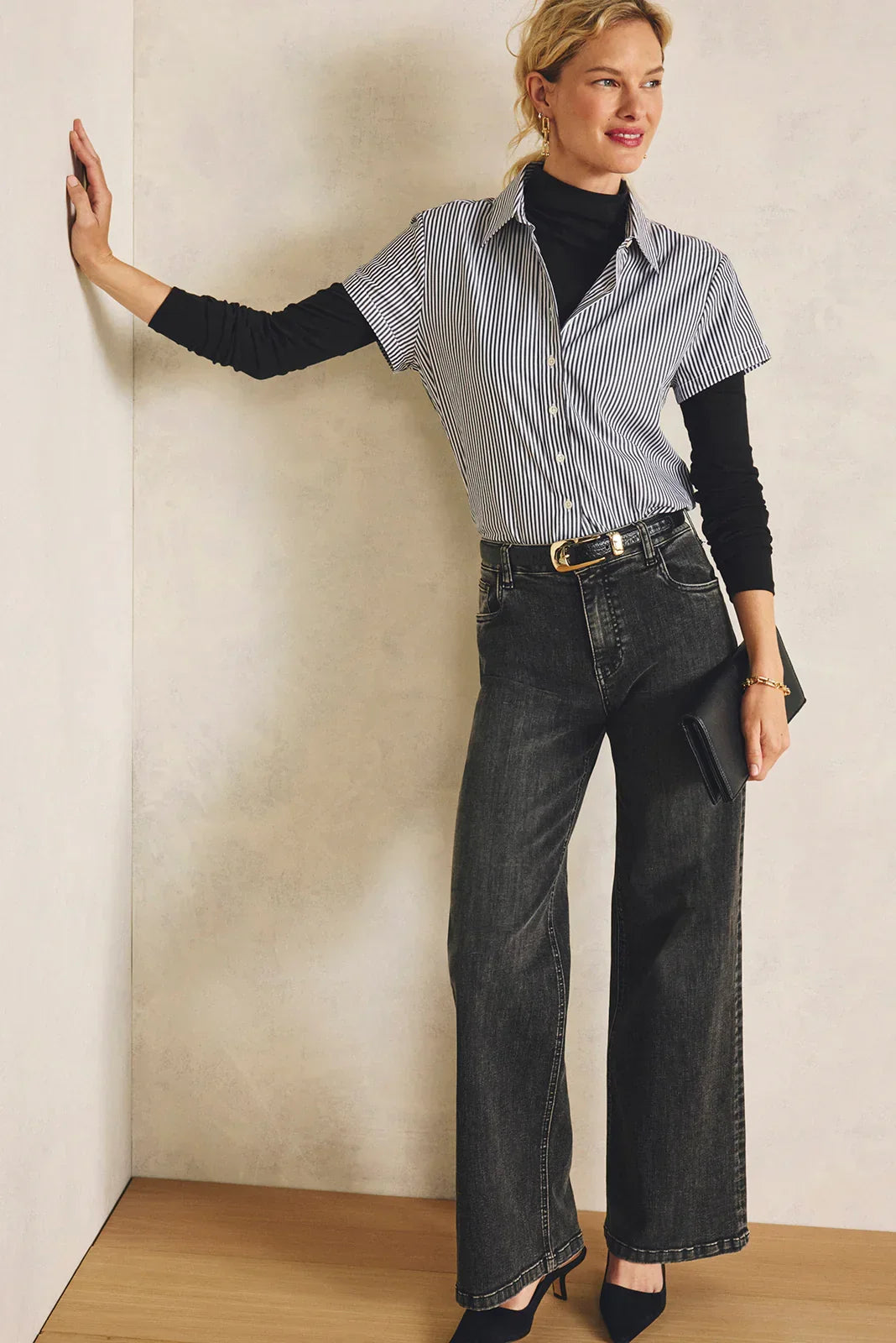 Boxy Crop Short Sleeve Shirt