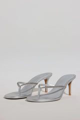 Heeled Sandal in Silver