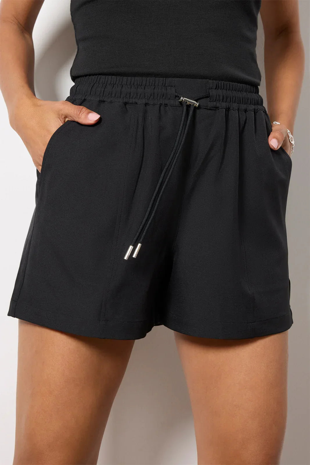 Esmond Mid Rise Short 3