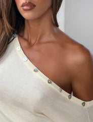 TYLA SLEEVELESS KNIT TOP CREAM
