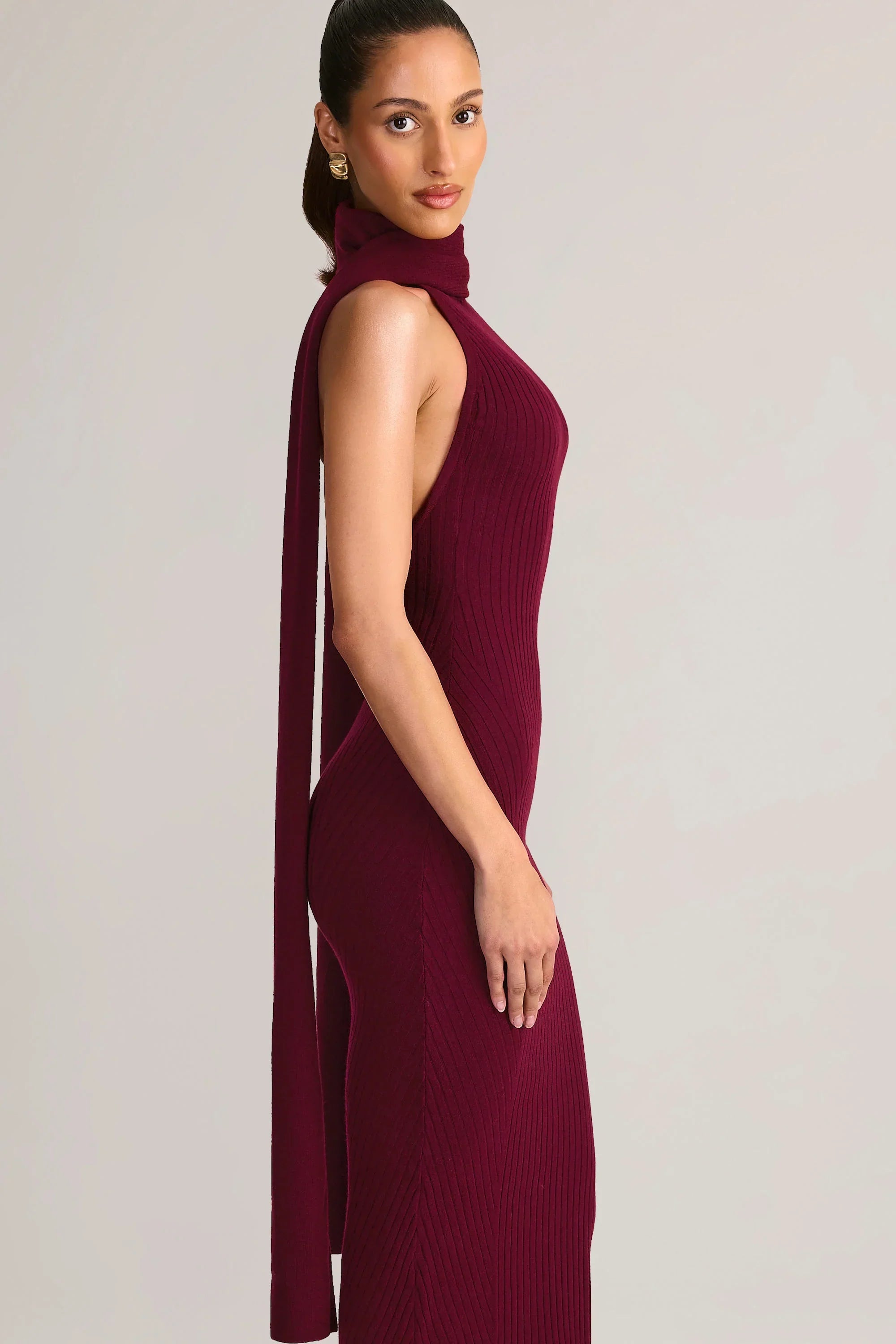 Rib Knit Scarf Detail Halterneck Maxi Dress in Wine