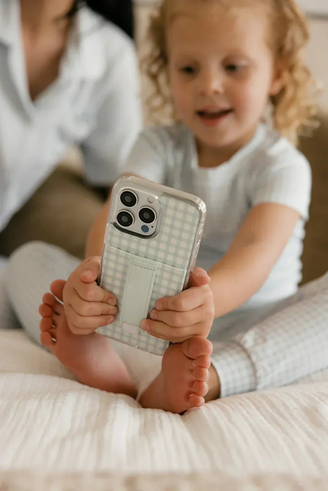 Walli Cases Seaside Picnic Phone Case