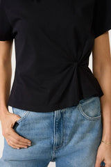 Rhou Tee