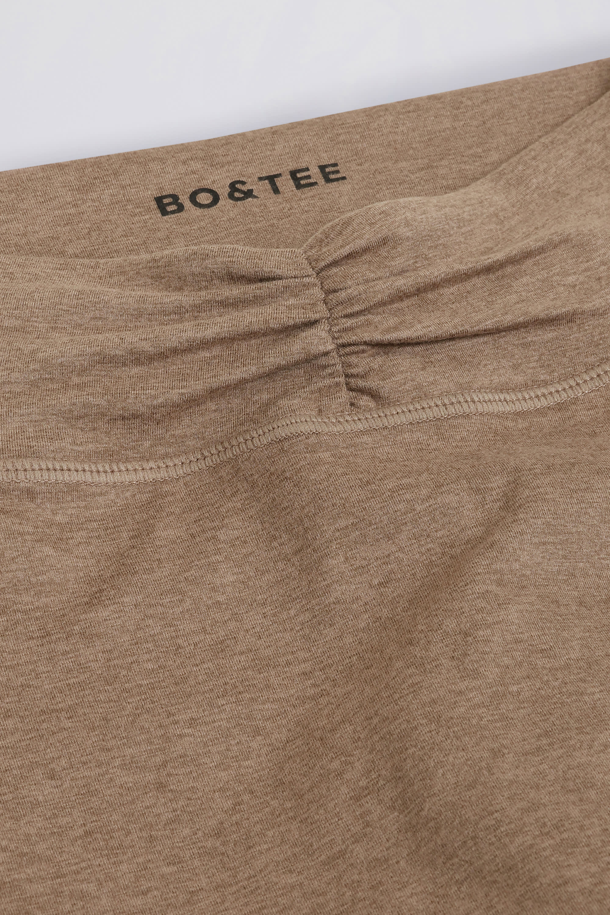 Brushed Jersey Ruched Mid Rise Leggings in Mocha Marl