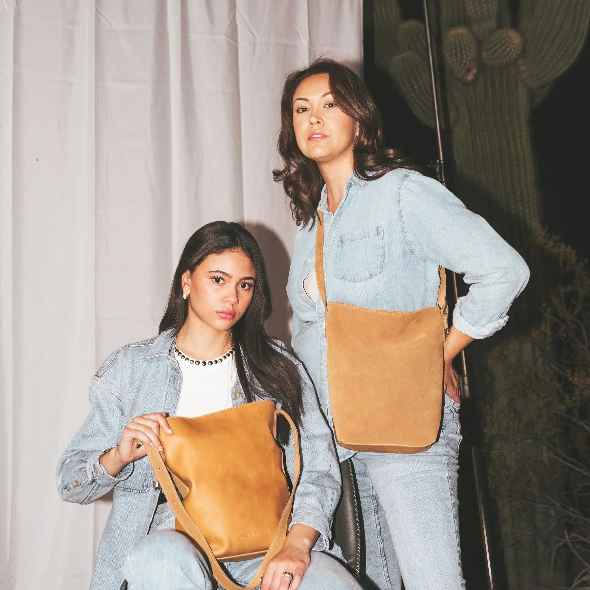 Andar Bucket Tote The Sadie