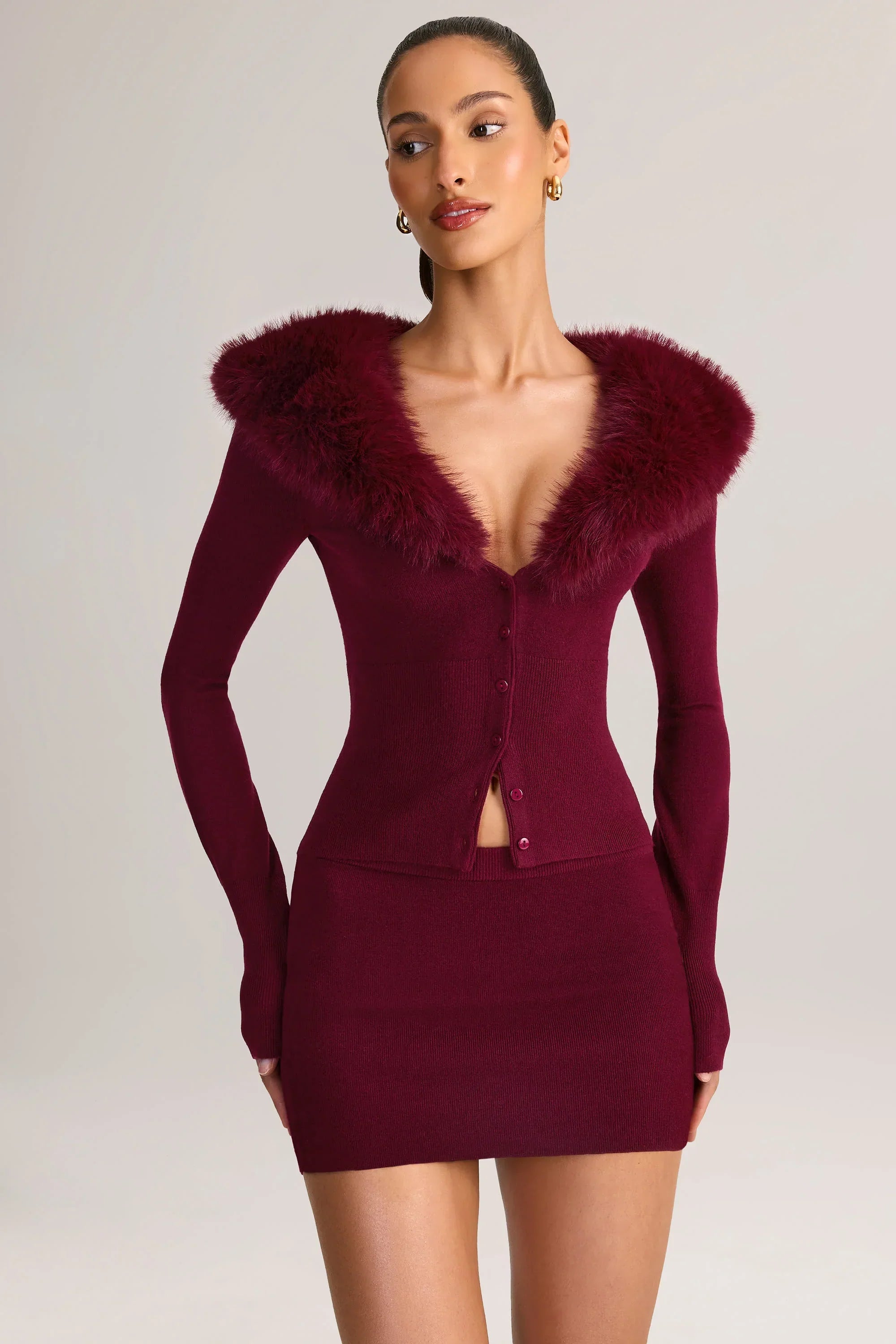 Knit Mid Rise Mini Skirt in Wine