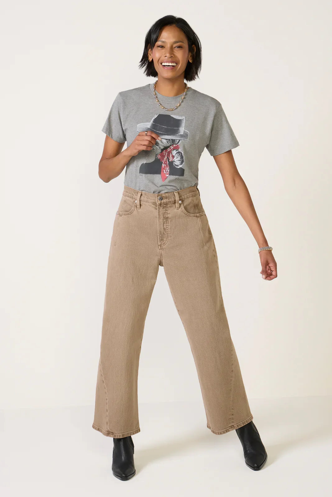Come and Go Mushie Tee