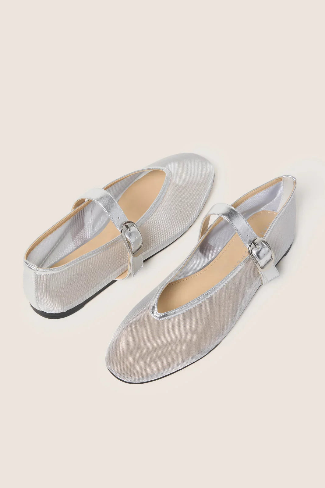 Godina Flat