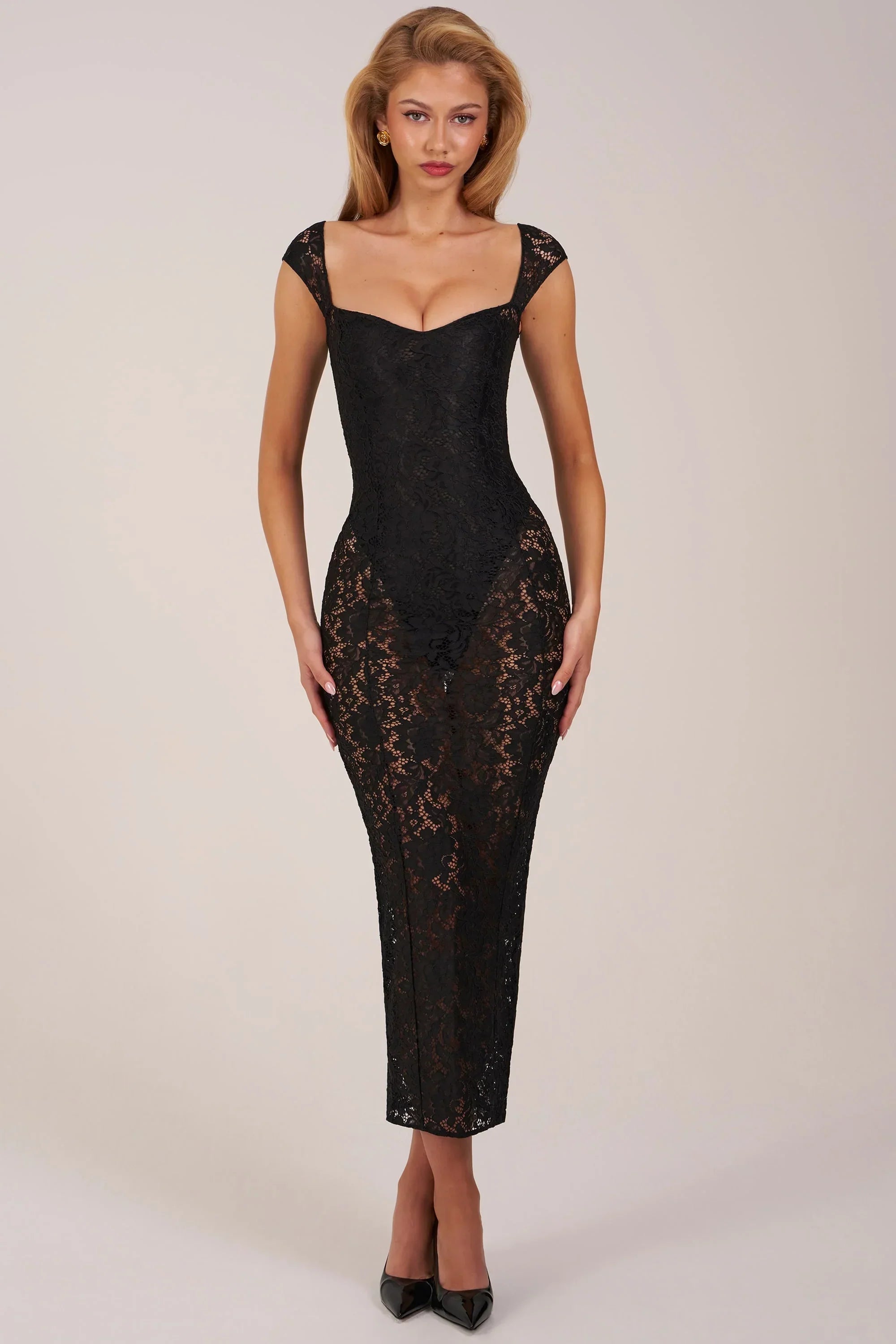 Sweetheart Neck Maxi Dress in Black