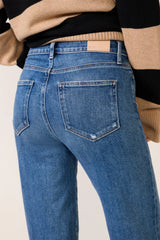 Anessa 31 w Raw Hem Wide Leg Jean